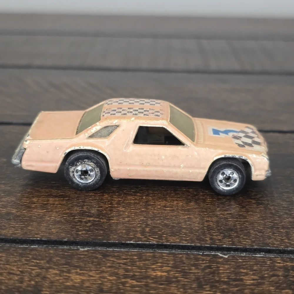Rare Vintage Hot Wheels 1981 Front Running Ford Fairmont #3 Color Racer Changer